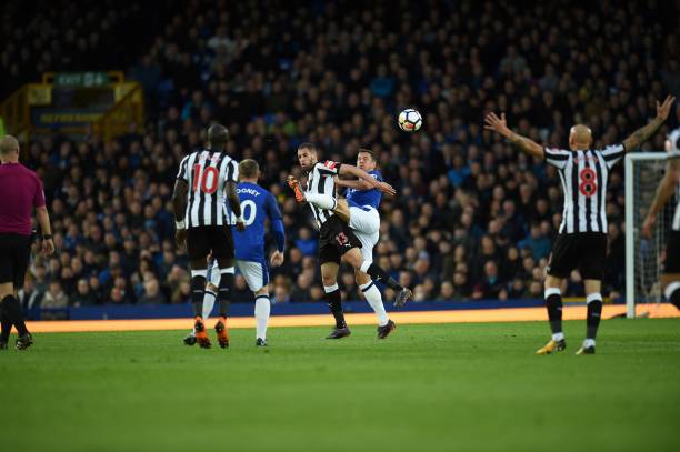 中的影响 中的影响